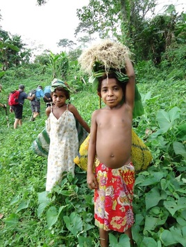 Village kids near Alola on Kokoda Track